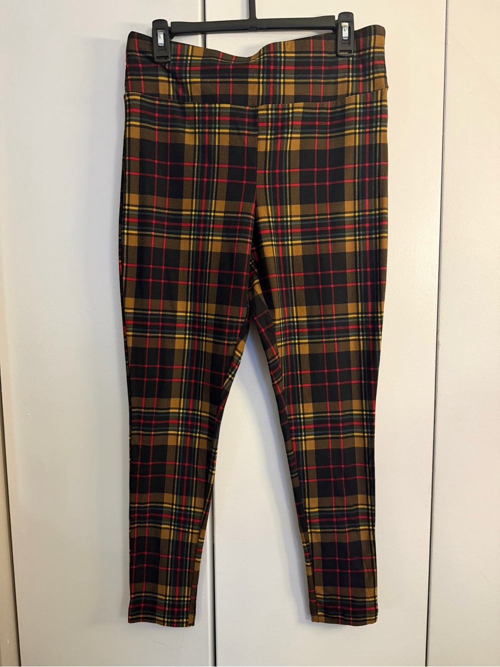 Terra & Sky Black, Yellow & Red Plaid Leggings